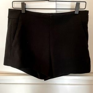 Banana Republic wool dress shorts, size 4R.